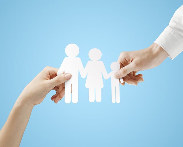 نگاهی گذرا به نقش والدین در تربیت و آموزش فرزندان